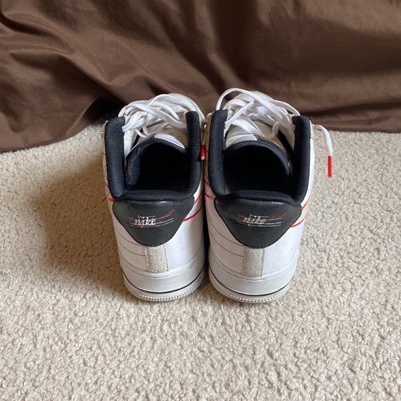 Nike Air Force 1 - Picture 4 of 5